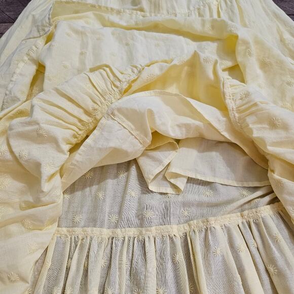 Old Navy Yellow Embroidered Maxi Dress Pockets Large Summer Sundress Y2K - Picture 8 of 11